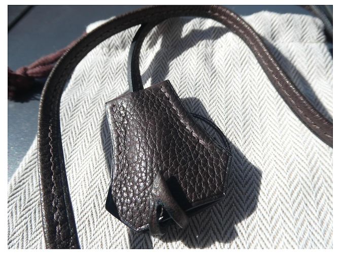 Hermès Kelly Charm Pelle Marrone - vista 2