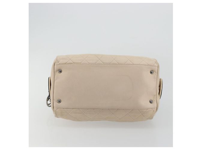 Chanel Sport Line Bowler em couro acolchoado Bege - vista 4