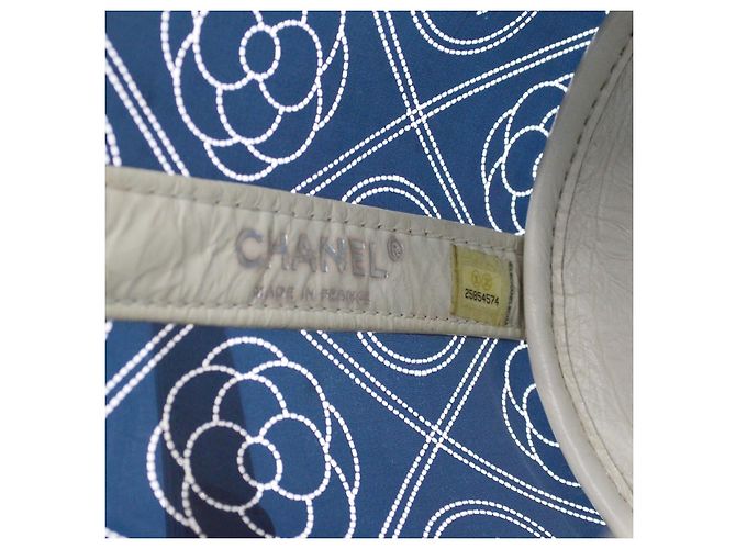 Chanel Camellia Coco Bucket Printed PVC Medium Nero - vista 4