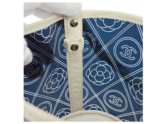 Chanel Camellia Coco Bucket Printed PVC Medium Nero - vista 7