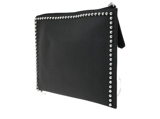 Fendi Karlito Studded Saffiano Leather Medium Negro - vista 4