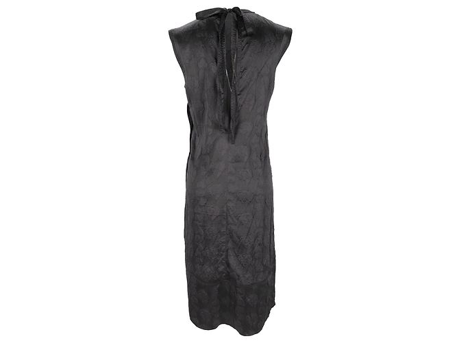 Abito midi Darienne di Acne Studios in raso nero con rilievo floreale - vista 3