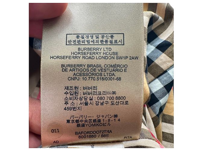 Gabardina Burberry Bradfield con botonadura doble en algodón beige - vista 10