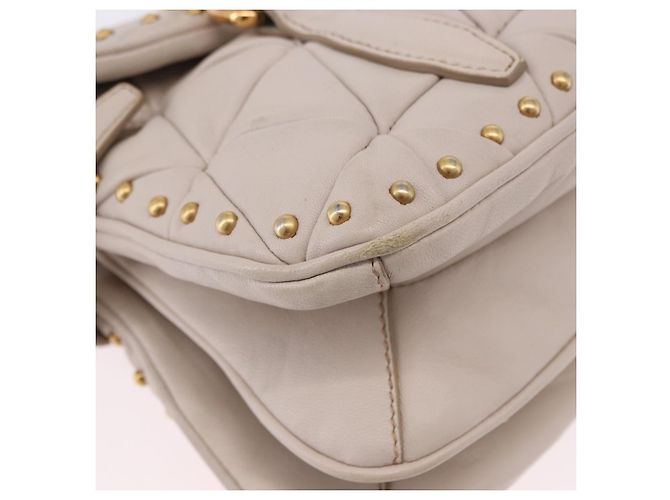 Miu Miu Chain Shoulder Bag Leather Beige Gold Tone - vista 11