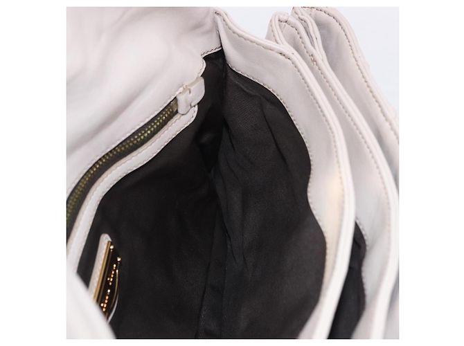 Miu Miu Chain Shoulder Bag Leather Beige Gold Tone - vista 27