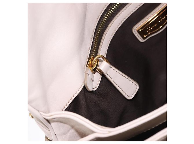 Miu Miu Chain Shoulder Bag Leather Beige Gold Tone - vista 28