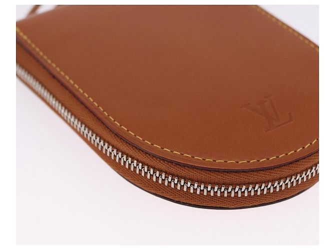 LOUIS VUITTON Nomad Neck Wallet Brown LV - vista 15
