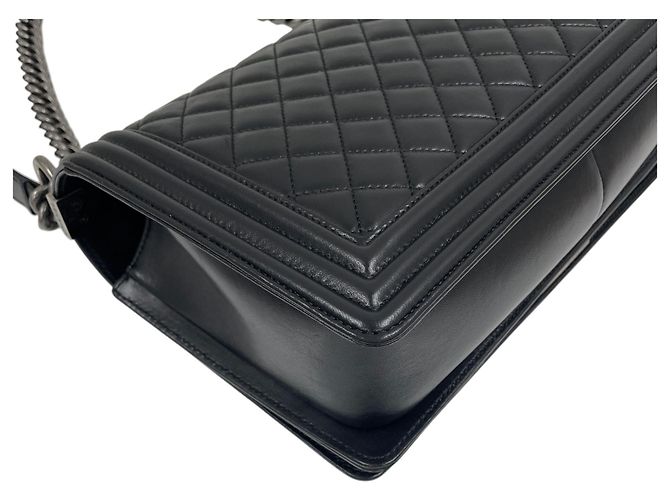 Chanel Boy Large Schultertasche aus Lammleder mit Vintage-Silberkette Schwarz - Ansicht 8
