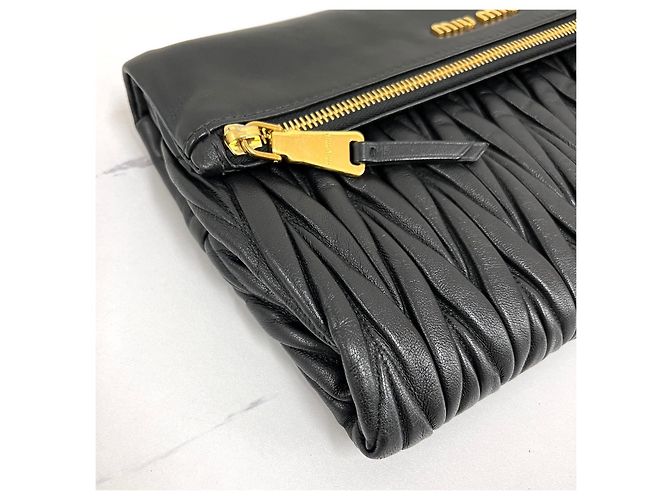 Miu Miu Borsa Pochette a Tracolla Nera Nero - vista 8
