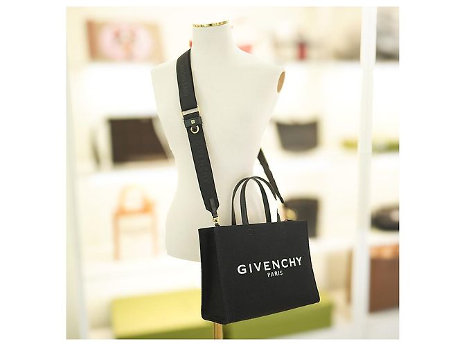 Givenchy Bolso Tote Pequeño de Lona Negro - vista 6
