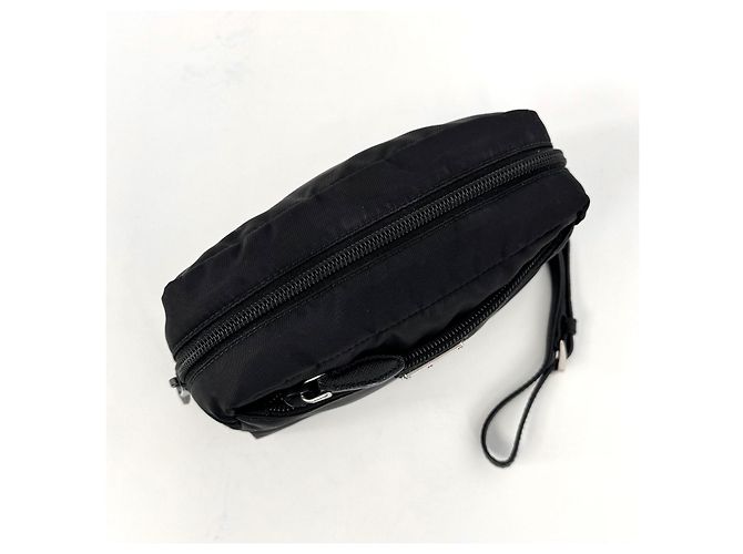 Prada Nylon-Clutch mit Dreieckslogo Schwarz - Ansicht 7