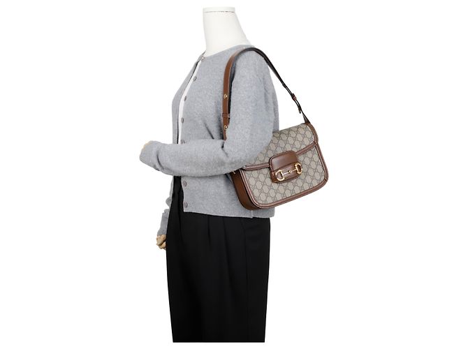 Horsebit 1955 Gucci Borsa a tracolla piccola Horsebit GG Marrone - vista 11