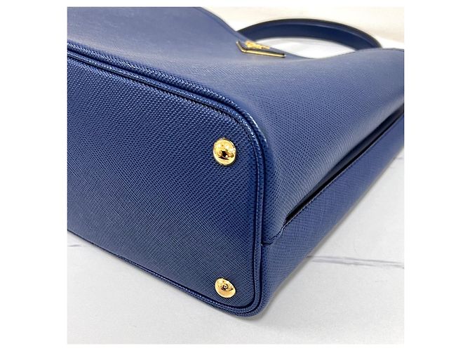 Prada Borsa a secchiello Saffiano Panier Borsa a tracolla Blu - vista 12