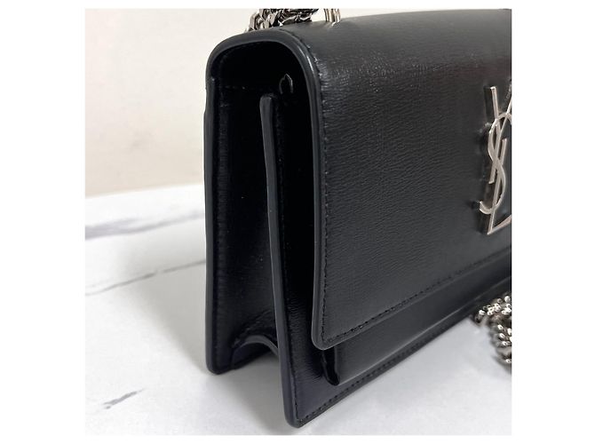 Autre Marque Mini Crossbody-Tasche mit Kette Schwarz mit silberner Hardware - Ansicht 10