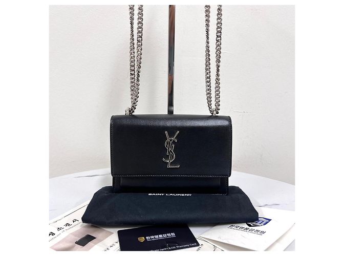 Autre Marque Mini Crossbody-Tasche mit Kette Schwarz mit silberner Hardware - Ansicht 6