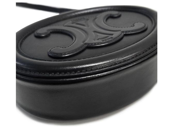 Céline Mini Bolsa Tiracolo Oval Pulse Triomphe em Pele de Vitelo Preta Preto - vista 8