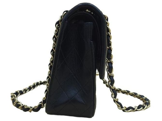 Chanel Borsa Classic Medium Flap in pelle d'agnello con catena dorata Nero - vista 13