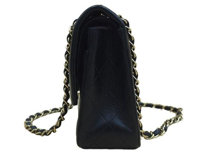 Chanel Borsa Classic Medium Flap in pelle d'agnello con catena dorata Nero - vista 3