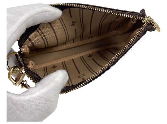 Louis Vuitton Monogram Mini Pochette Accessoires mit Kette Mehrfarben - Ansicht 5