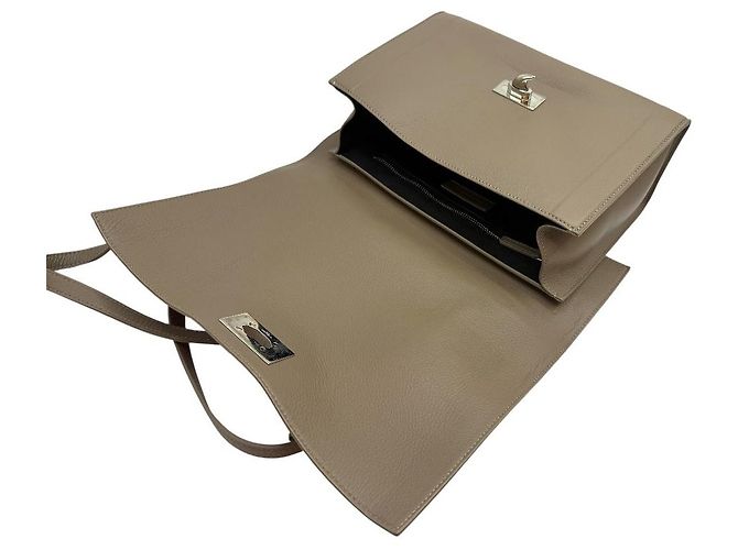 Givenchy Kleine Schultertasche in Taupe Braun - Ansicht 7