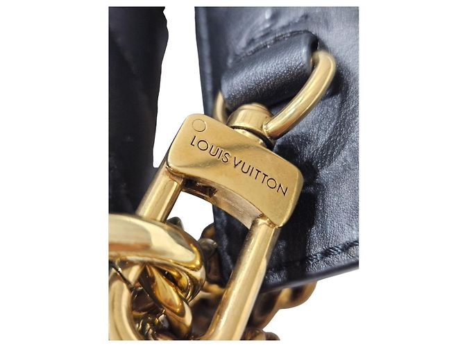 Louis Vuitton New Wave MM Borsa a mano in pelle nera Nero - vista 11