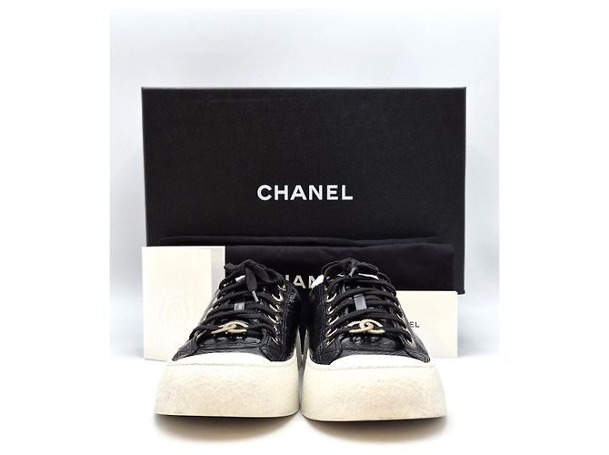 Chanel Sneakers Black Year Condition Nero - vista 5