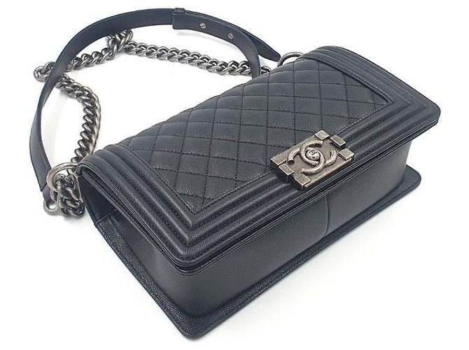 Chanel Caviar Boy Bag Medium Nero - vista 7