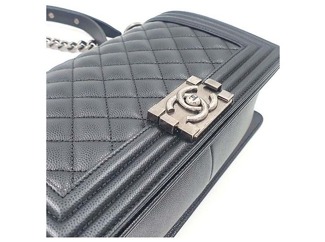 Chanel Caviar Boy Bag Medium Nero - vista 9