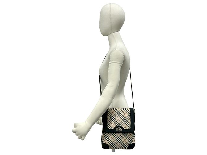 Bolsa de Ombro Burberry em Lona e Couro com Padrão Nova Check e Fecho Turnlock Preto Bege - vista 2
