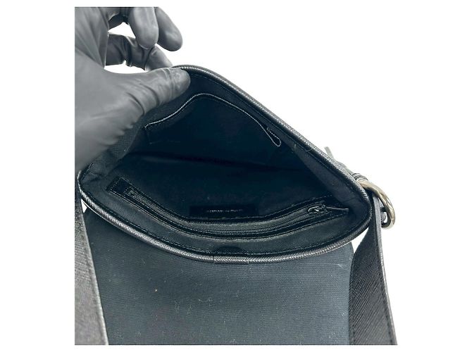 Bolsa de Ombro Burberry em Lona e Couro com Padrão Nova Check e Fecho Turnlock Preto Bege - vista 9