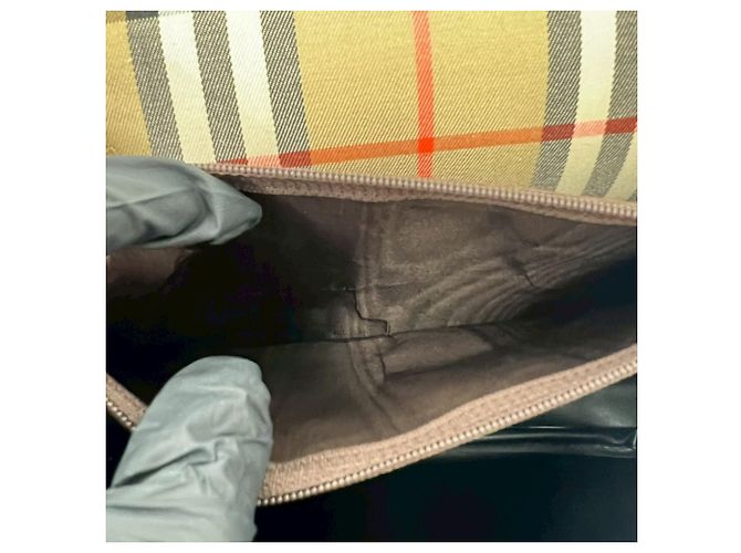 Borsa a tracolla Burberry Nova Check Shadow Horse Pattern in tela e pelle Marrone Beige - vista 10