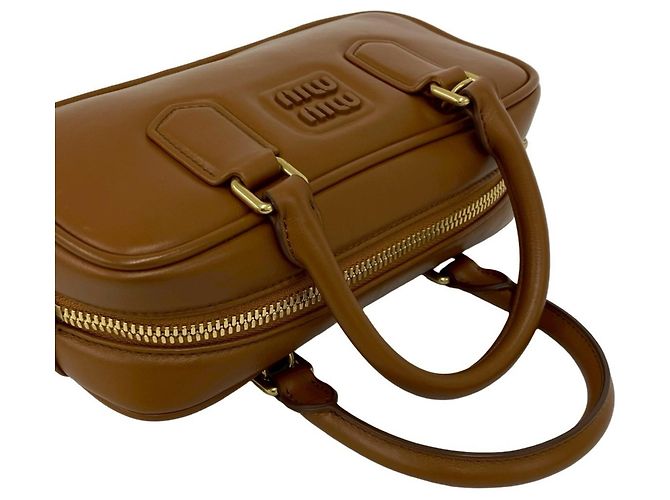 Borsa a mano in pelle Miu Miu Miu Arcadi Logo Marrone - vista 4