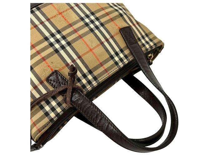 Burberry Nova Check Mini Tote Bag mit Shadow Horse Muster Braun Beige - Ansicht 4