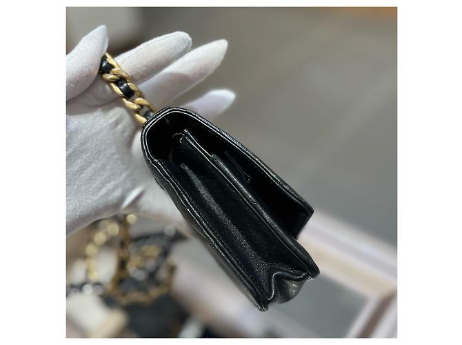 Bolsa de aba Chanel 19 Preto - vista 3