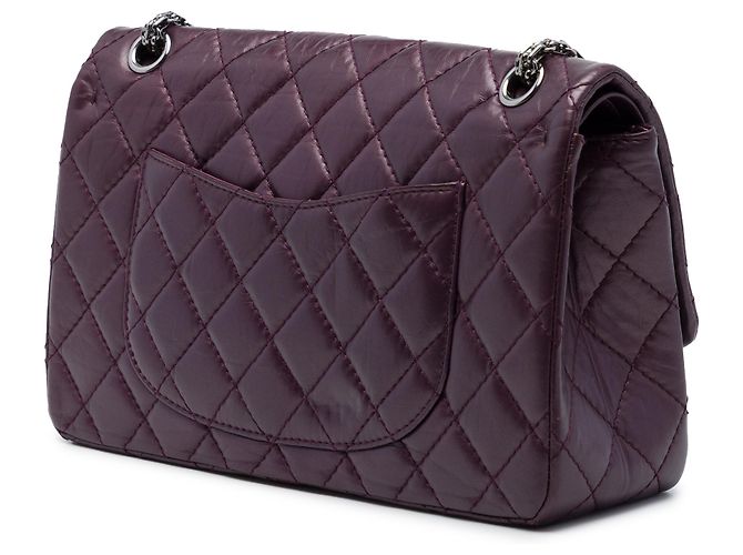 Chanel Reissue 2.55 Double Flap 226 in pelle di vitello invecchiata metallizzata matelassé viola Porpora - vista 2