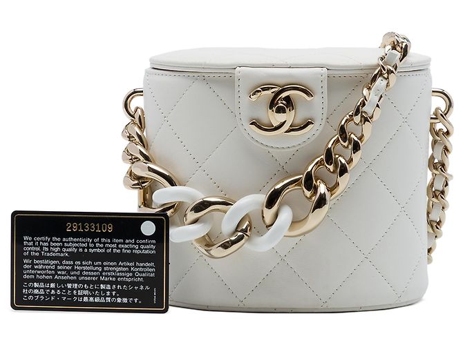 Chanel Vanity Case Elegante in Pelle d'Agnello Bianca con Catena CC Bianco - vista 7