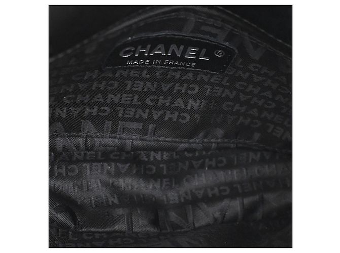 Chanel Black Oversized CC Calfskin Diamond Stitch Flap Noir - vue 5