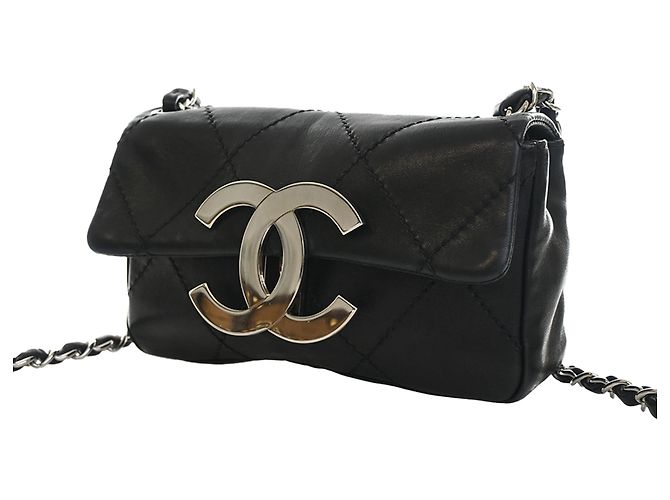 Chanel Black Oversized CC Calfskin Diamond Stitch Flap Noir - vue 8
