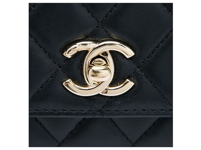 Chanel Black Quilted Lambskin Trendy CC Wallet On Chain Nero - vista 6