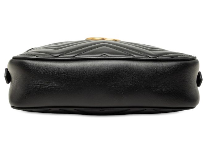 Gucci Borsa a Tracolla Small GG Marmont Matelassé in pelle di vitello nera Nero - vista 3