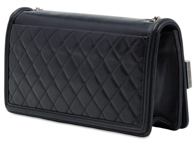 Chanel Boy Brick Horizontal Flap in pelle d'agnello nera e acrilico Nero - vista 2