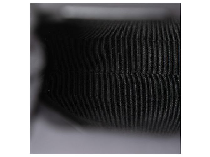 Clutch Chanel Black Small CC Quilted Lambskin Kisslock Frame Clutch Nero - vista 4