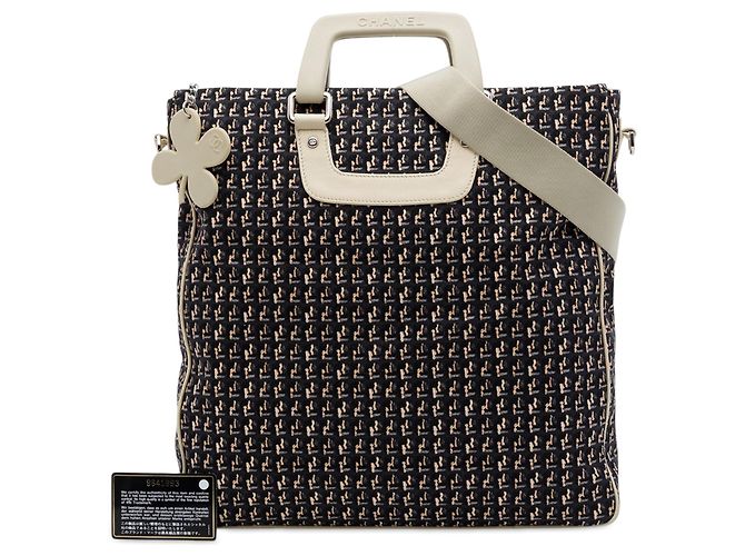Borsa Tote Verticale Chanel Black CC Canvas Clover Nero - vista 7