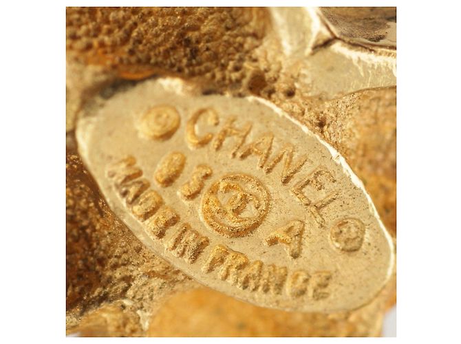 Chanel Gold CC vergoldete Lava-Brosche Golden - Ansicht 3