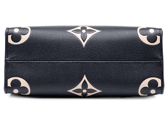 Louis Vuitton Black Bicolor Monogram Empreinte Giant Onthego PM Nero - vista 3