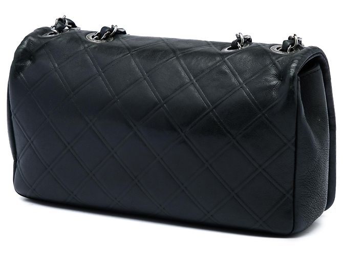 Chanel Black Medium Diamond Embossed Calfskin New Chic Flap Nero - vista 2