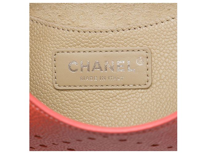 Chanel Orange Small CC Perforated Caviar Messenger Flap Arancione Pesca - vista 5
