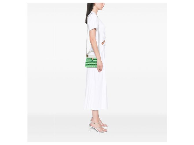 Louis Vuitton White Embroidered Taurillon Mini Capucines Blanco - vista 6