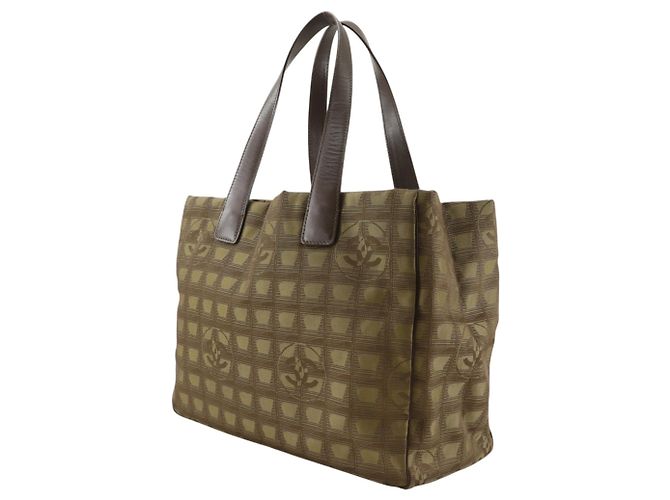 Sac Tote Chanel New Travel Line Khaki Kaki - vue 2