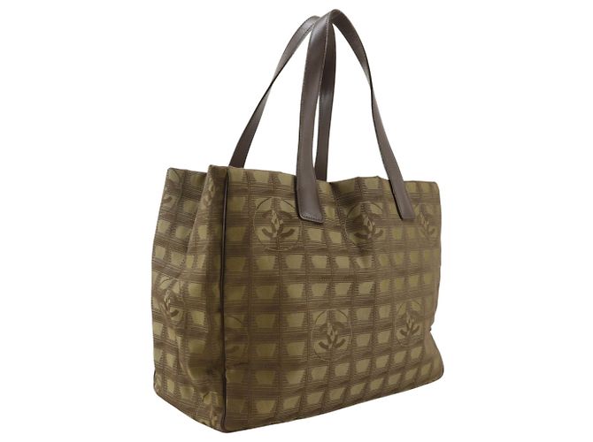 Sac Tote Chanel New Travel Line Khaki Kaki - vue 3